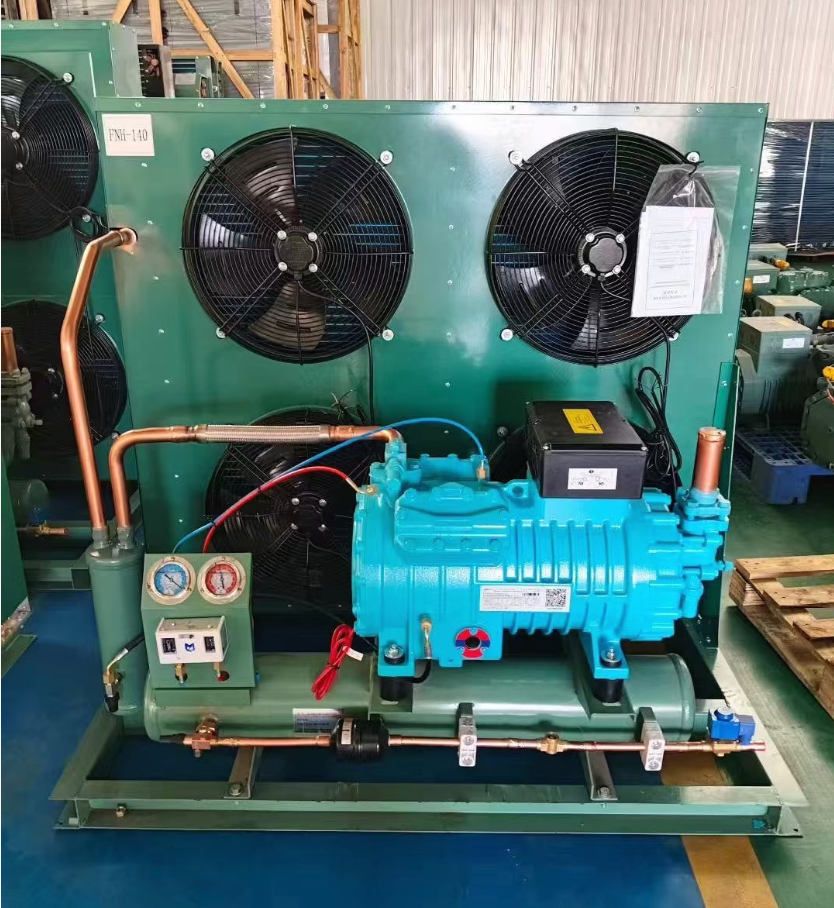 Piston condensing unit